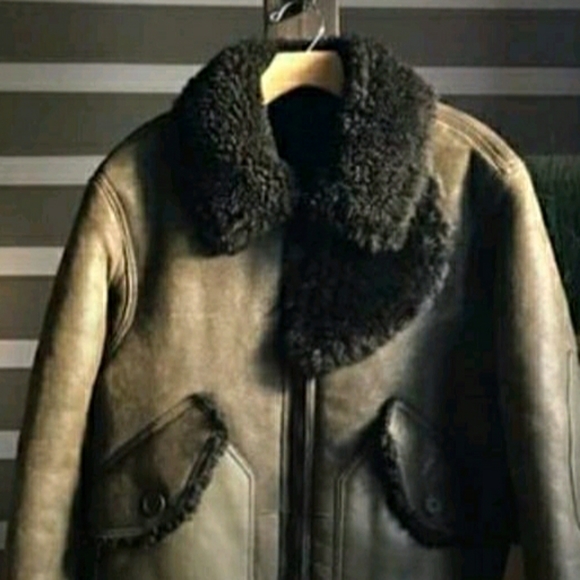 COACH Shearling B3 Bomber Jacket Saddle - Picture 10 of 11